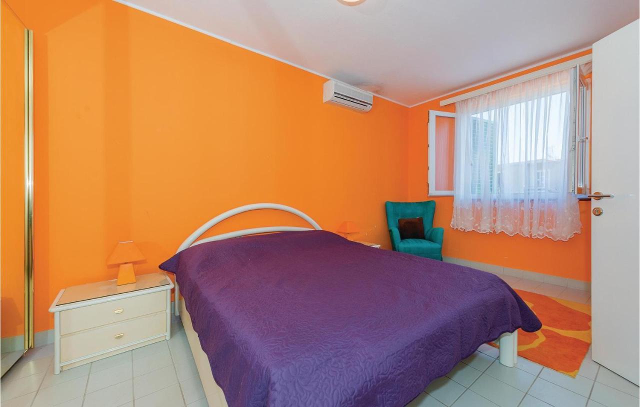 Lovely Apartment In Rogoznica With Wifi Dış mekan fotoğraf